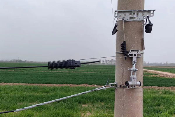 Fibertel Overhead Cable Fittings Cable hooks